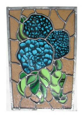 Marilú Villanueva, stained glass, lead and wood.