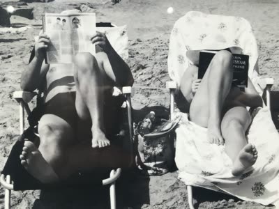Erica Reade, photograph from Beach Lovers: Four Seasons, 15 April 2016.