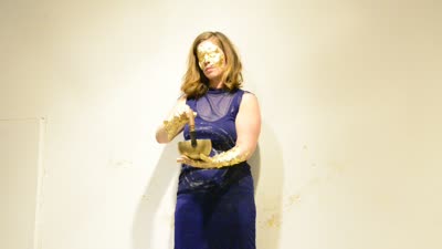 Performance with a singing bowl, 20 April 2016.